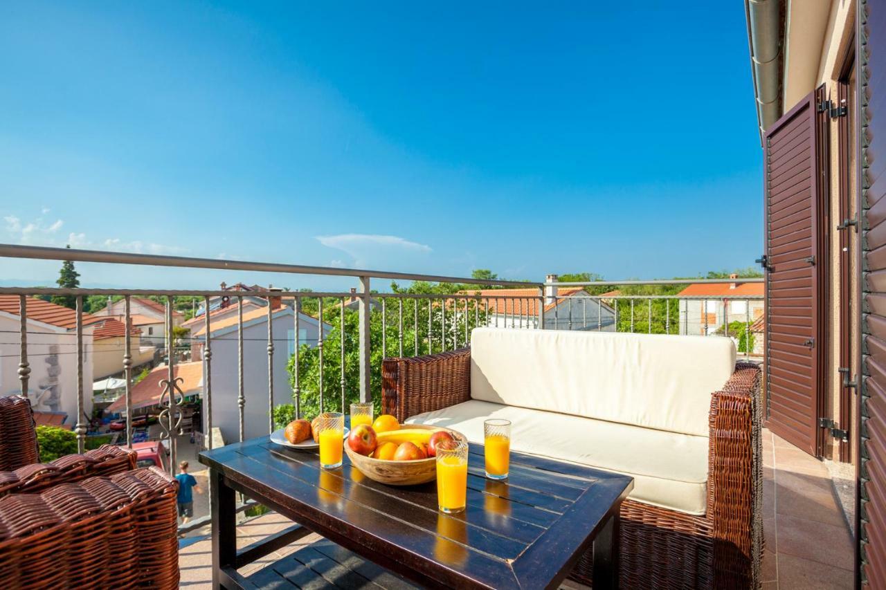Holiday Apartment Ivica Milohnici Екстериор снимка